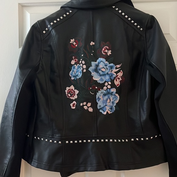 ✨Reduced NWOT LANE BRYANT faux leather moto jacket, embroidery, embellish - Plus - Picture 6 of 15